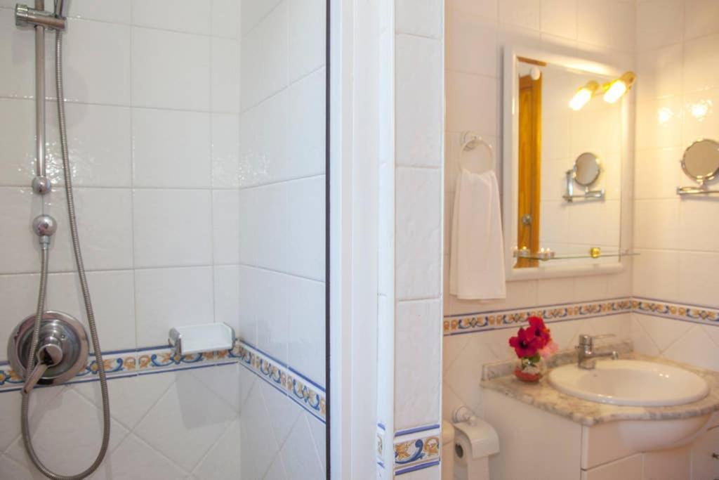 Villa Sirena Cala'N Blanes  Exterior photo
